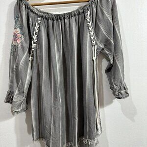 Standard Grace Gray Embroidered 3/4 Sleeve Boho Blouse Off The Shoulder Sz‎ M
